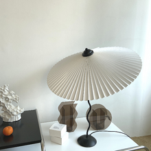 Load image into Gallery viewer, Curved Black Iron Pleated Table Lamp
