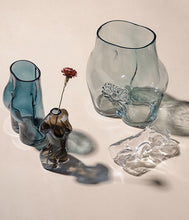 Load image into Gallery viewer, Glass Female Body Vase 22.8cm