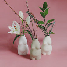 Load image into Gallery viewer, Ceramic Female Body Vase Butt