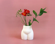 Load image into Gallery viewer, White Ceramic Butt Vase