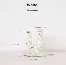 Load image into Gallery viewer, Abstract Candle Holder (black or white)