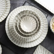 Load image into Gallery viewer, Flower Chrysanthemum Shape Tableware