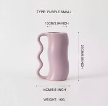 Load image into Gallery viewer, Onda Ceramic Vase with wavy handle