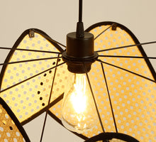 Load image into Gallery viewer, Leaf Grid Screen Cannage Natural Pendant Light