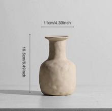 Load image into Gallery viewer, Nordic minimalist ceramic vase ornaments dried flower flower arrangement Donut Ring Vase Cream/Off White Color
