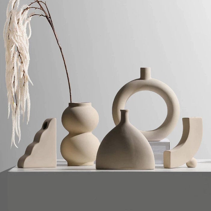 Nordic minimalist ceramic vase ornaments dried flower flower arrangement Donut Ring Vase Cream/Off White Color
