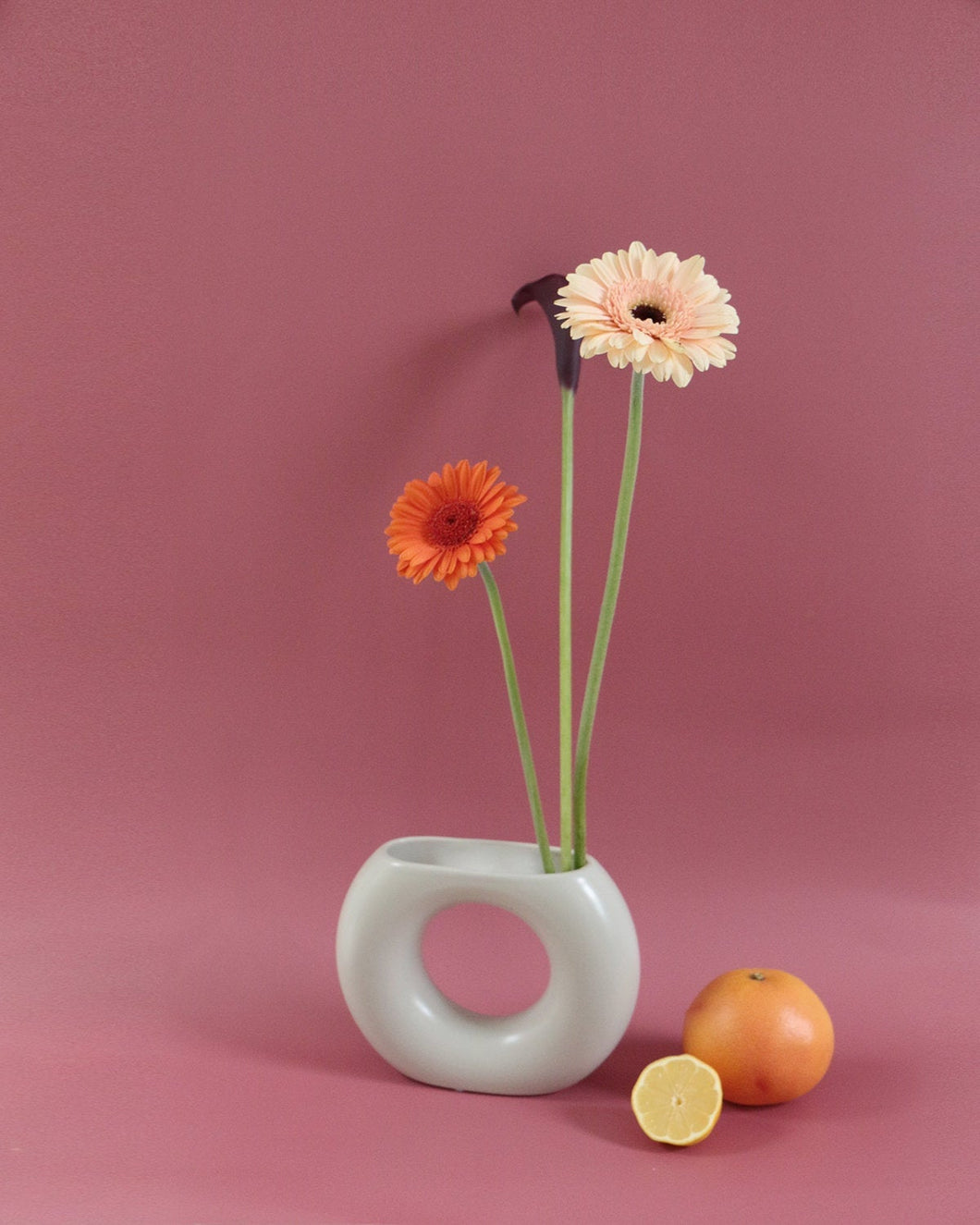 Open Donut Ring Vase
