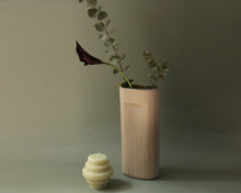 Load image into Gallery viewer, Beige Mat finish striped ceramic vase
