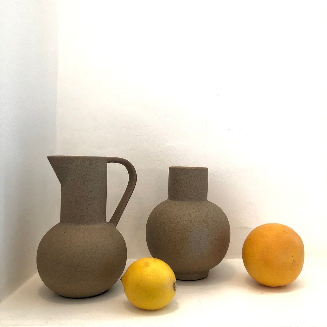 Neutral Ceramic Vase Set (2 piece)