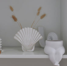 Load image into Gallery viewer, White Ceramic Textured Shell Vase
